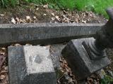 image of grave number 82162